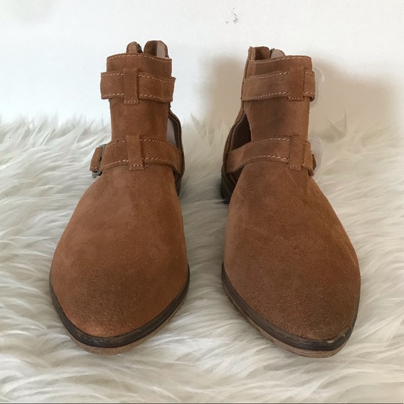 Chinese Laundry Dandie Buckled Ankle Bootie - Picture 2 of 11